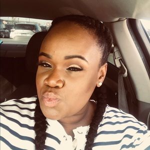 Meet your Posher, Amber